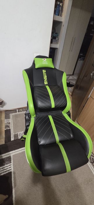 Scaun ergonomic (gaming)