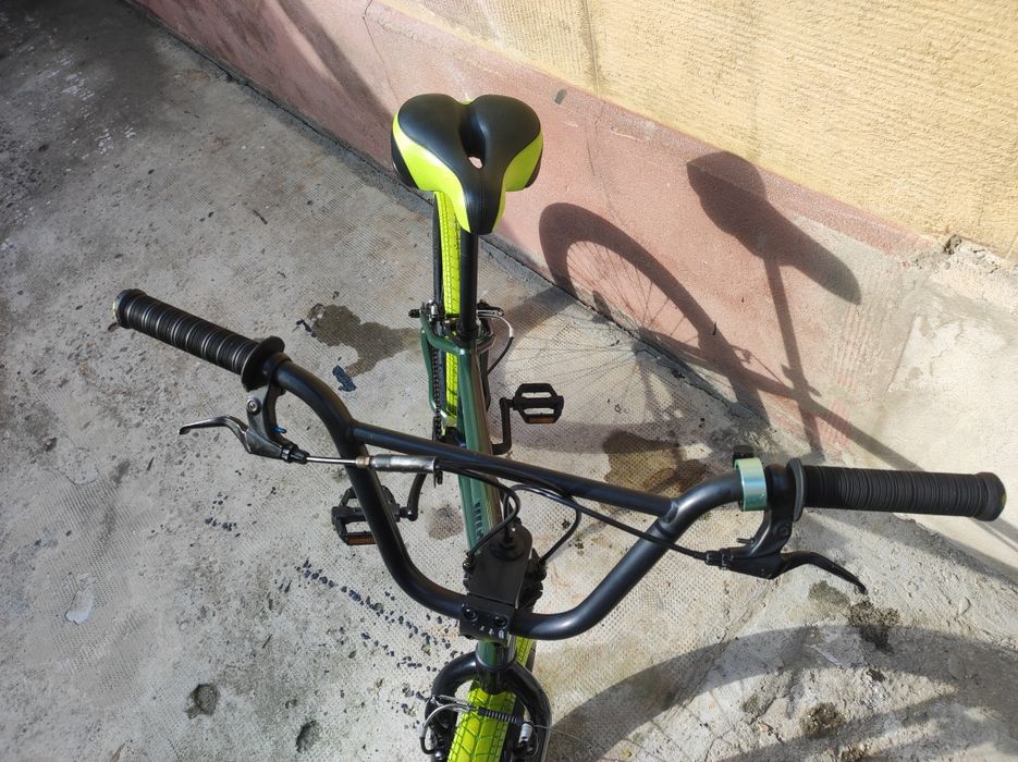 Bicicletă BMX Wipe 500 20" verde