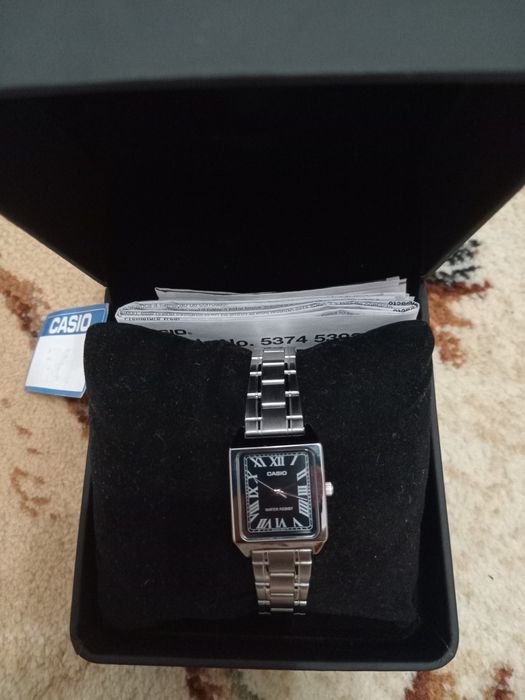 Женские часы CASIO