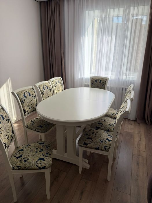 Продам стол со стульями