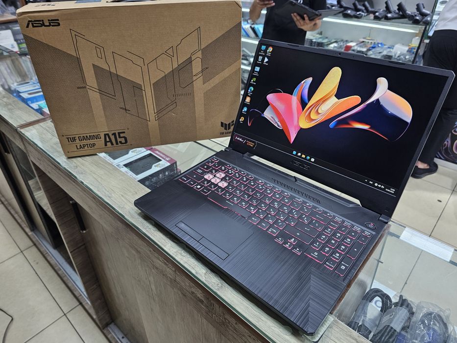 Asus TUF Gaming Ryzen 7 + RTX2050
