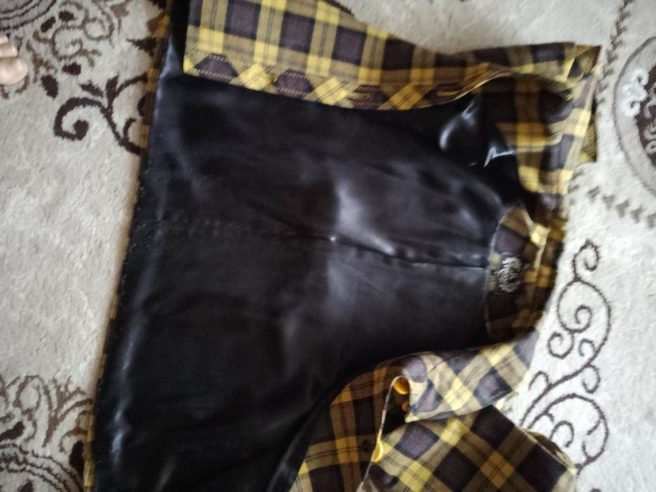 Продам женскую курточку