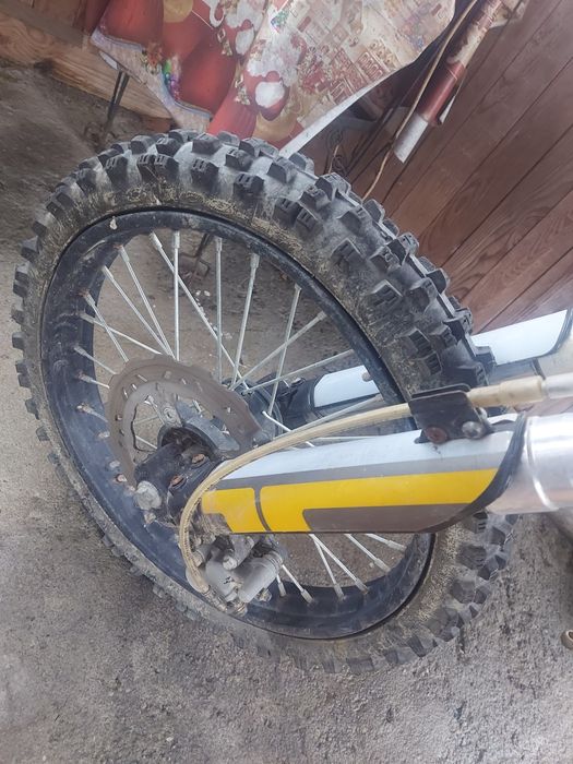 Motocicleta Thumpstar