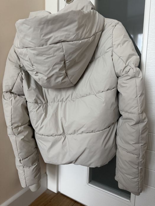 Яке Zara с качулка размер S
