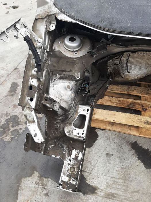 lonjeron semi aripa dreapta vw golf 5 plus