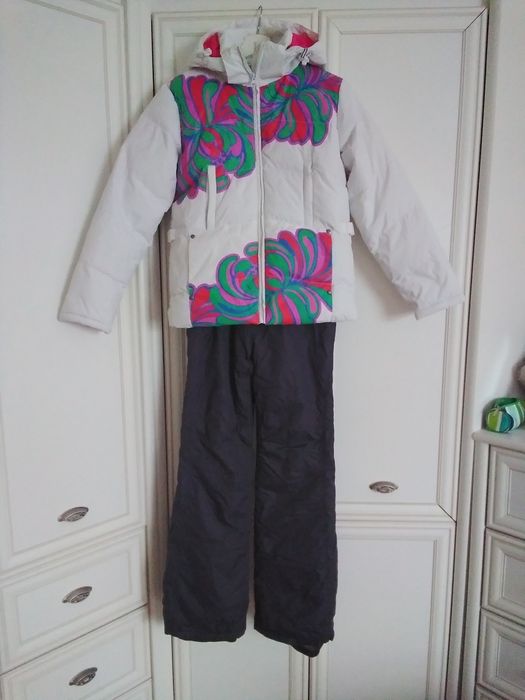 Зимний комбинезон на девочку