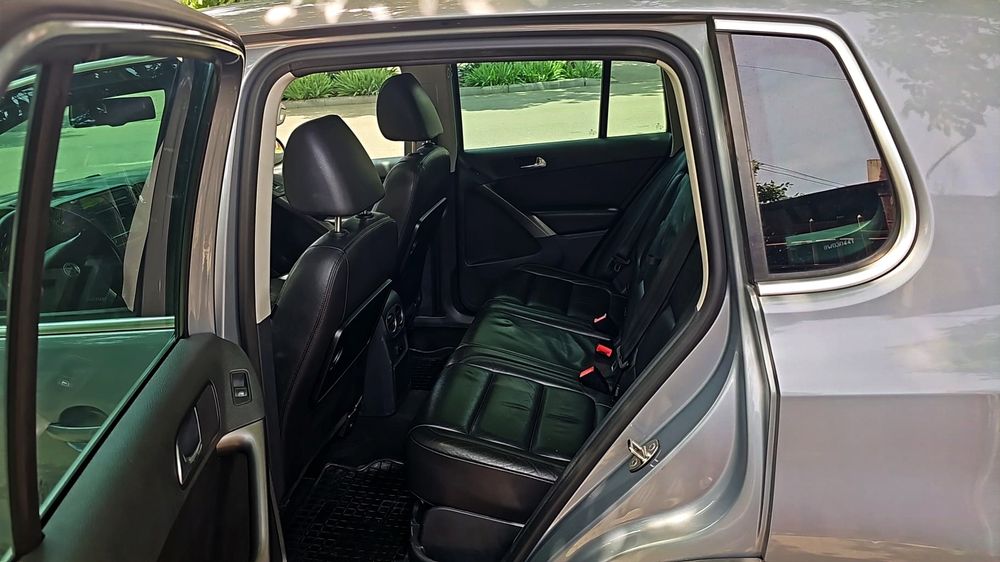 Vând Volkswagen Tiguan