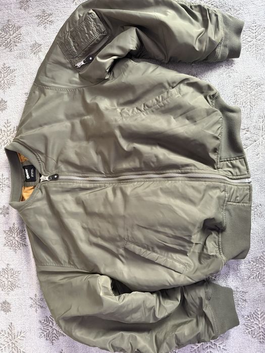 Зленый Бомбер STWD