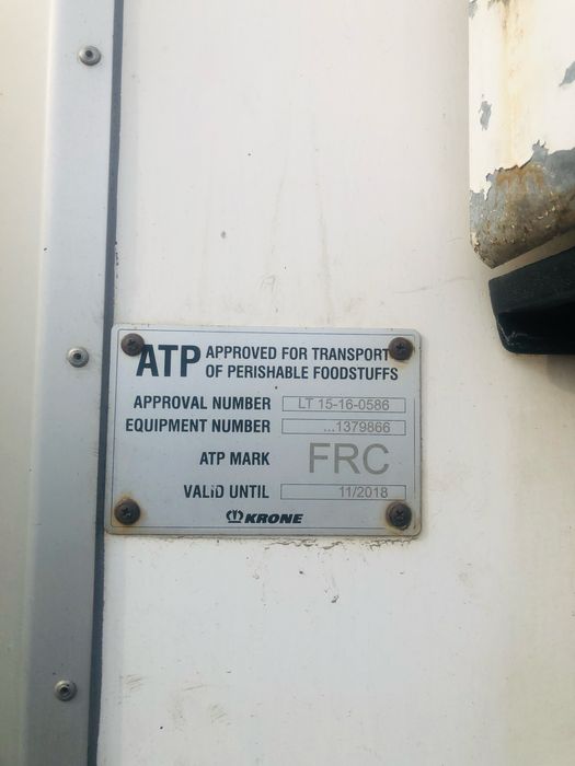 Полуприцеп сотилади