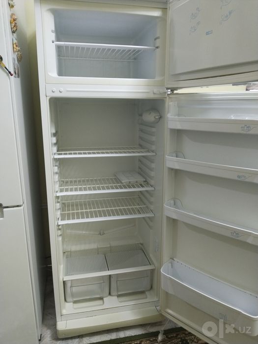 Продаётся холодильник INDESIT