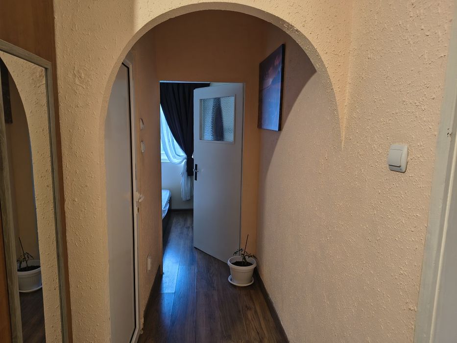 Дава се под наем Двустаен апартамент в Добрич, Балик - 67 кв.м за 229.5 € - Снимка #2