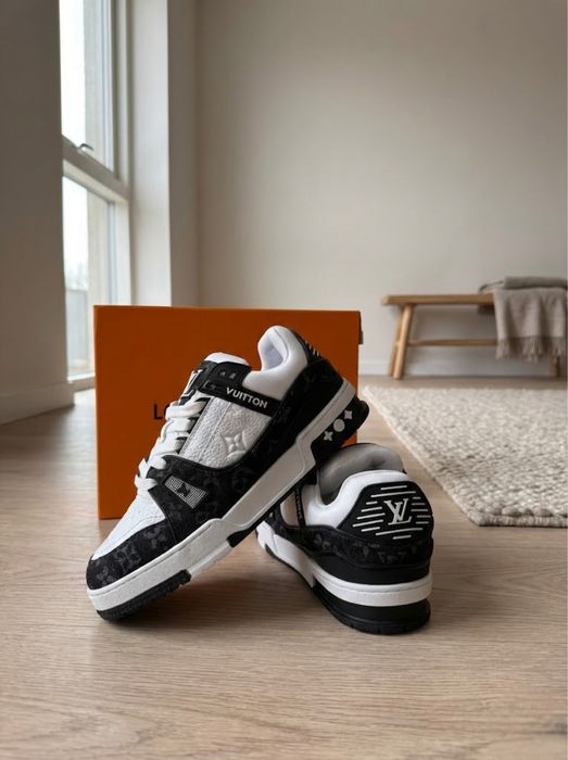 Adidasi L O U I S V U I T T O N Black Premium