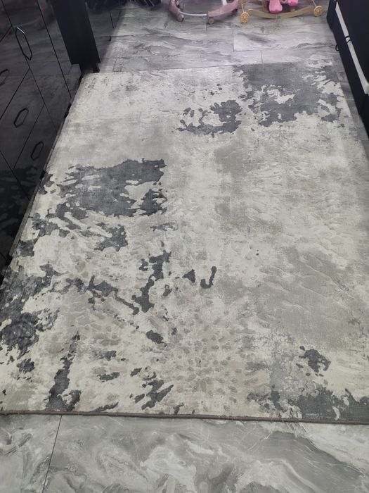 Vand covor pier cardin si unu pufos