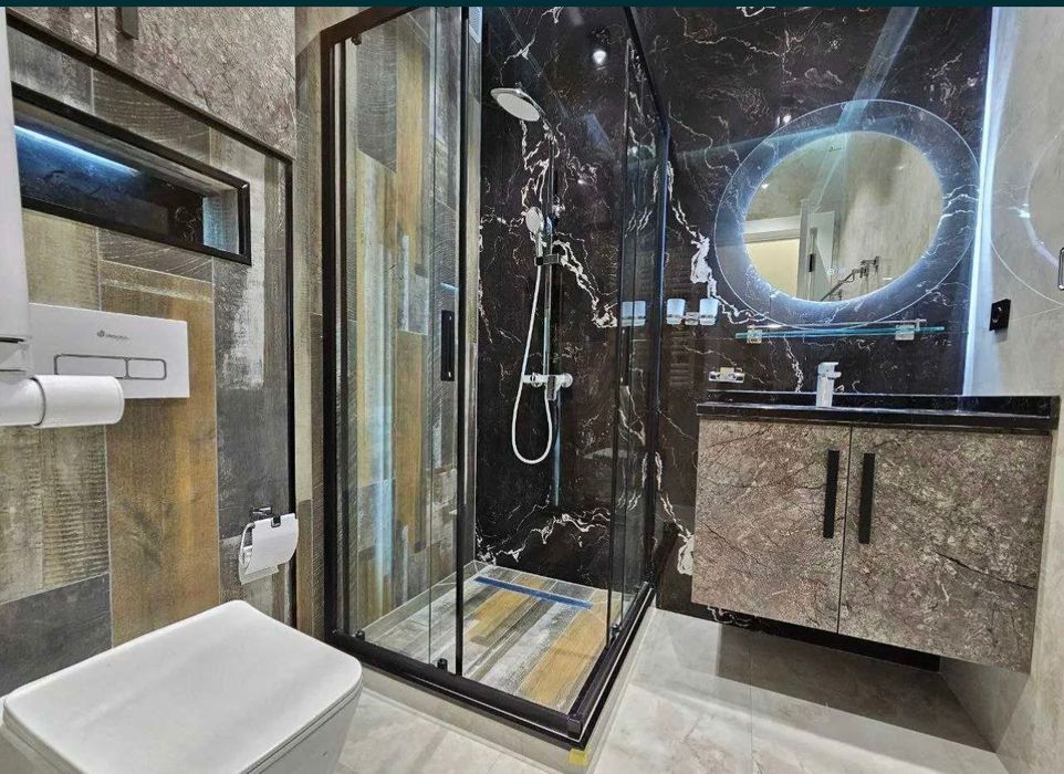 Улица Тараса Шевченко и Сдается 4-х комнатная квартира