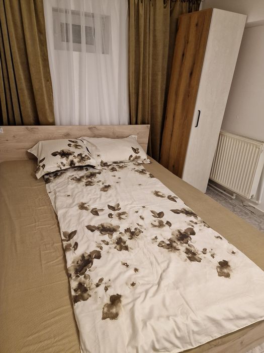 Închiriez regim hotelier cazare Trocadero City Mall centru