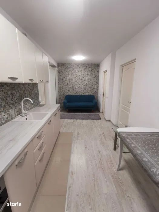 Apartament cu 2 camere, 56 mp, balcon, zona Florilor — fotografia 1