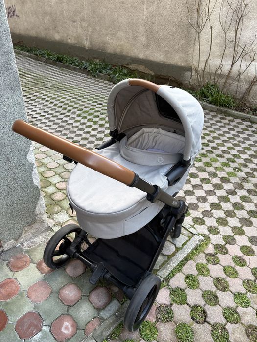 Mutsy Evo 2в1 + всички аксесоари – отлична, запазена