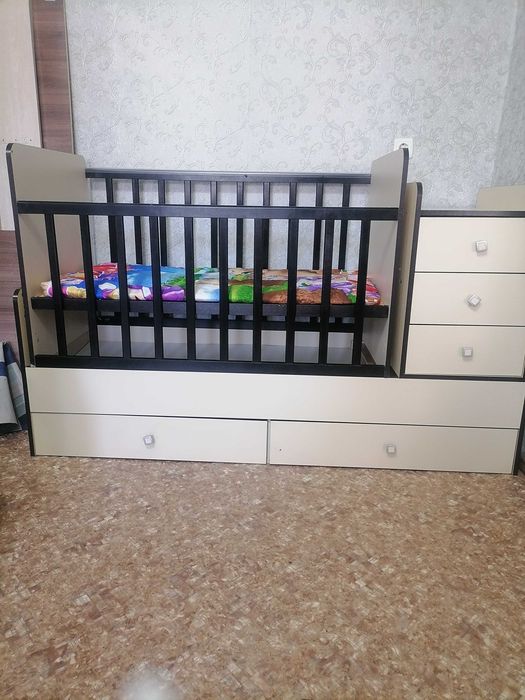 Детская кровать-трансформер