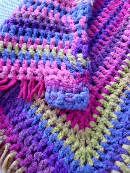 Детско плетено пончо