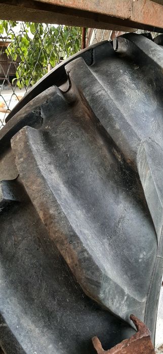 Vând roti de combina