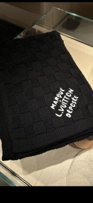 Fular Louis Vuitton, model 2026, 8 modele, gratuit prin posta romana