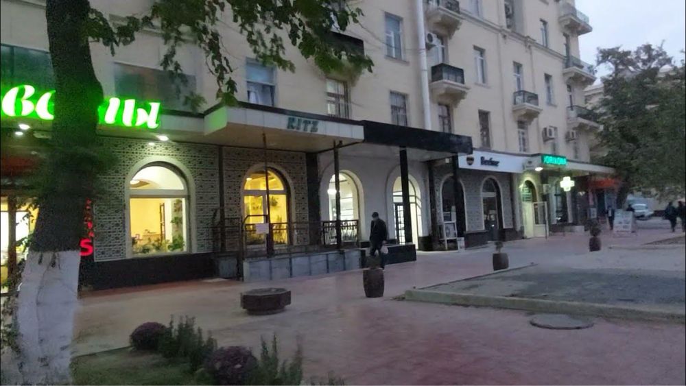 Яккасарой район Ракат махалла 2 хона 50 кв