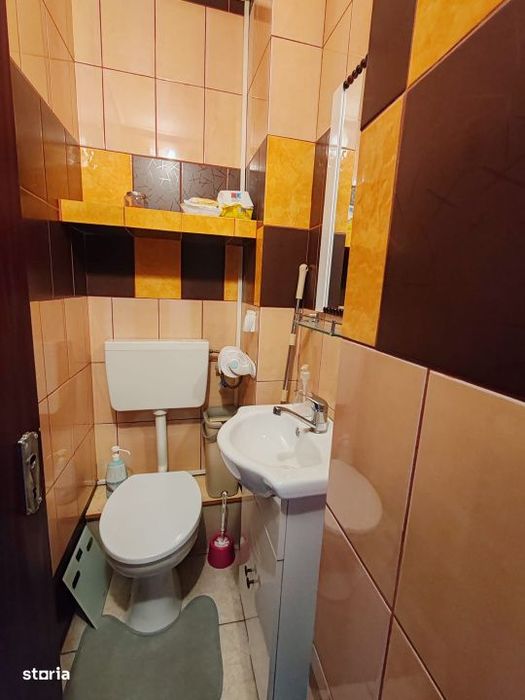 Apartament 4 camere decomandat, 100 mp, etaj 1, mobilat / utilat, zona