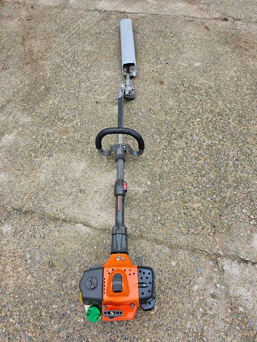 Храсторез HUSQVARNA 327 HE3. Ножица за Жив Плет.