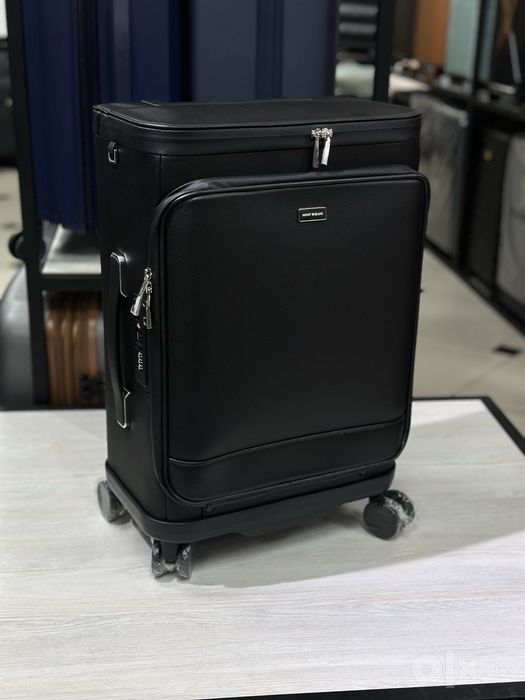 Премиальный чемодан Montblanc