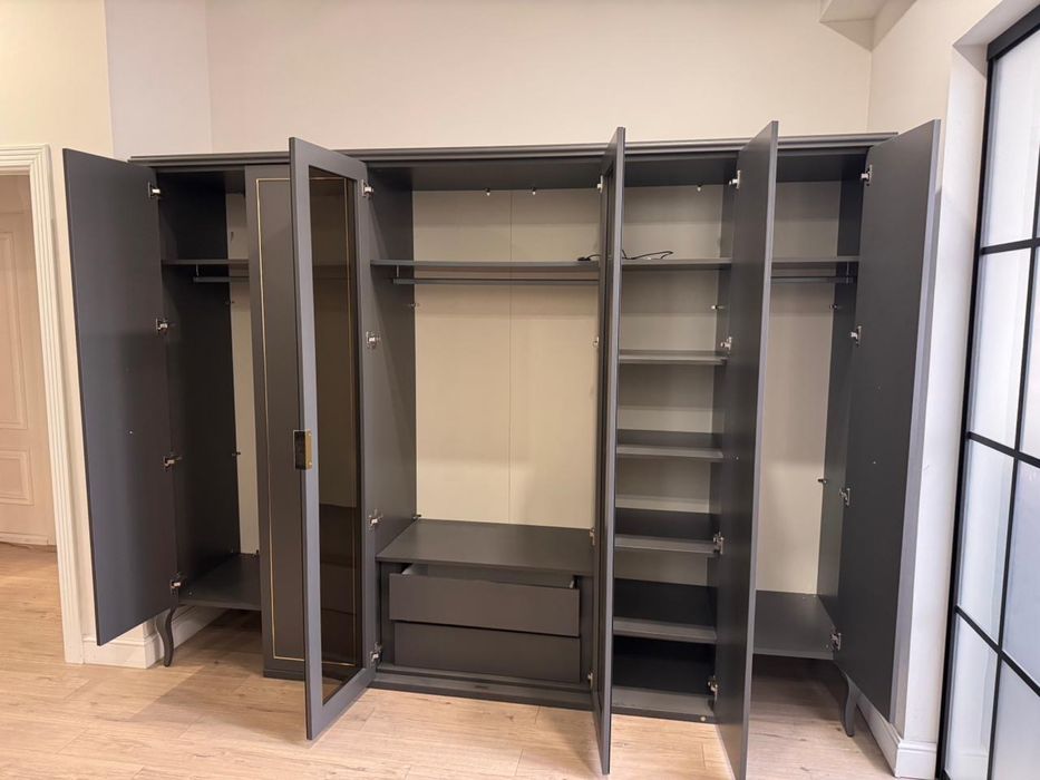 Спальный гарнитур (есть рассрочка)