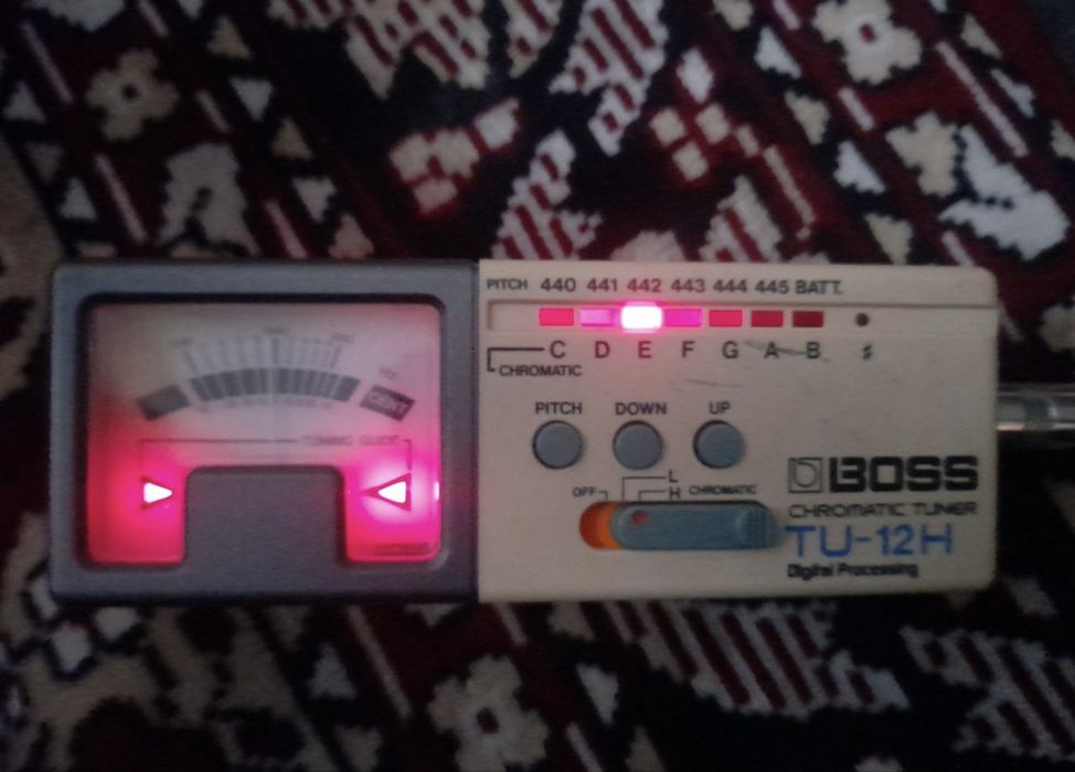 Boss TU-70 / Boss CT-6 / Boss TU-12 / Boss TU-12H