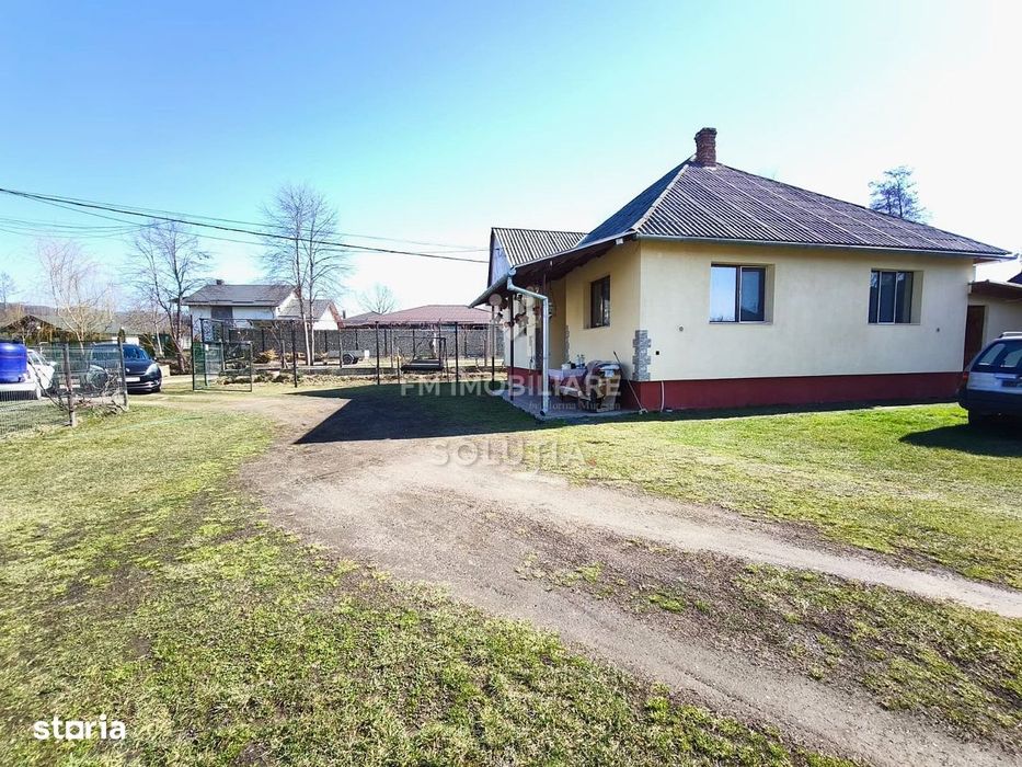 Casă de vânzare Satu Nou de Sus | 3 camere | Teren 807 mp