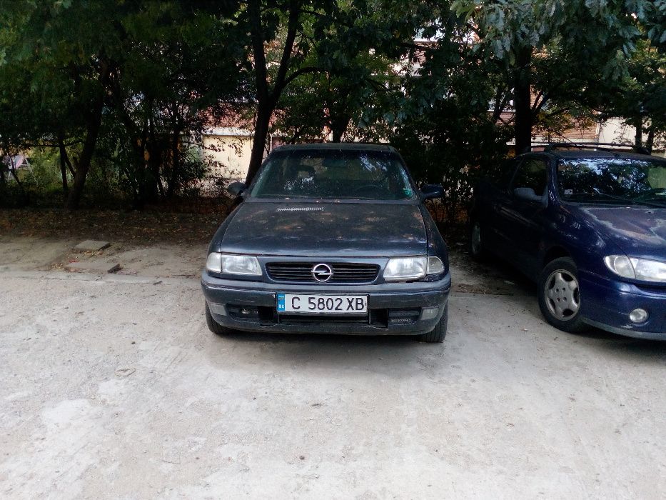 Opel Astra F Опел Астра Ф мотор X20XEV скорости F20