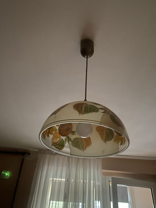 Vând mobilă de bucatarie cu electrocasnice si alte obiecte