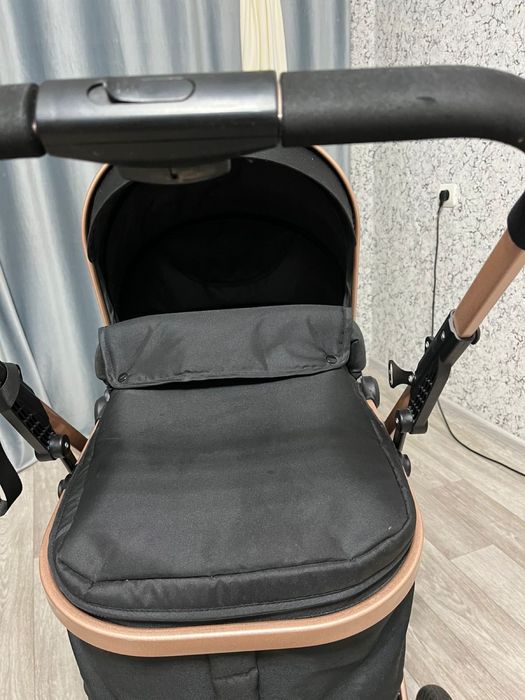 продам коляску в идельном состоянии