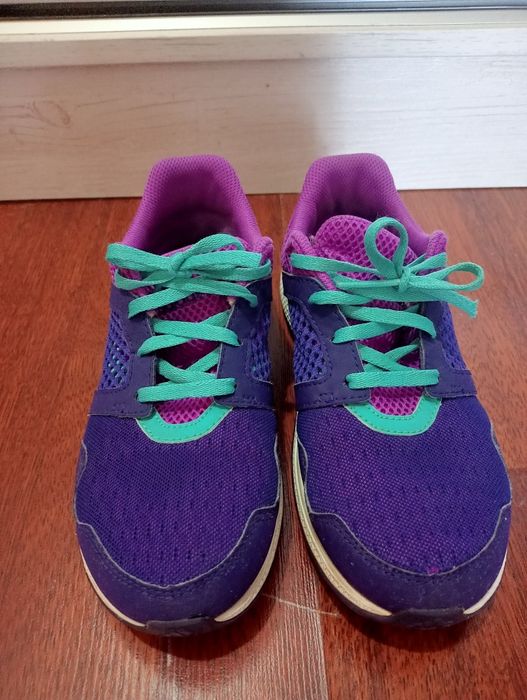 Кроссовки детские