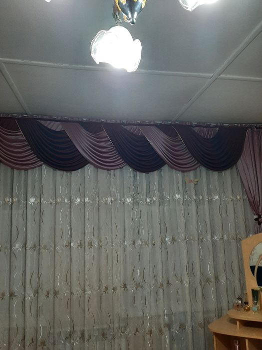 Продам ламбрекен недорого.