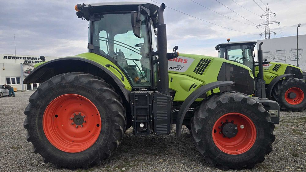 Tractor CLAAS Axion 810-PROMOTIE