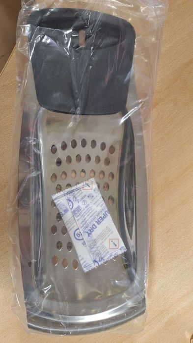 Уред за приготвяне на паста /SPAETZLE MAKER WITH SPATULA/