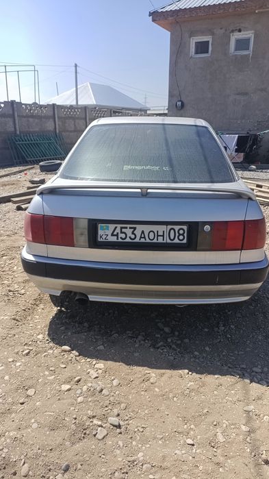 Ауди б4 1991г.в 2.0л