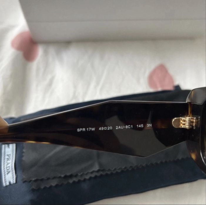 Ochelari PRADA !