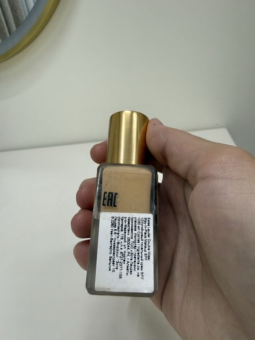 Estee Lauder double wear 2w2 тоналка сатылады!!!