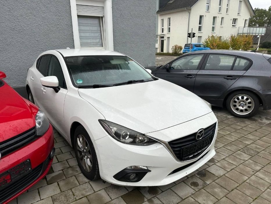 Mazda 3 2.2 skyaktiv 14g здраво табло Мазда 3