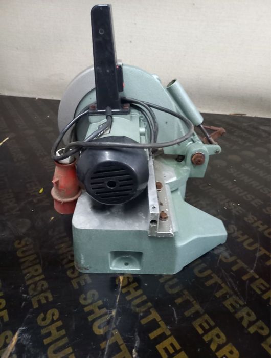 Настолен циркуляр метали алуминий, отсервизиран профи машин