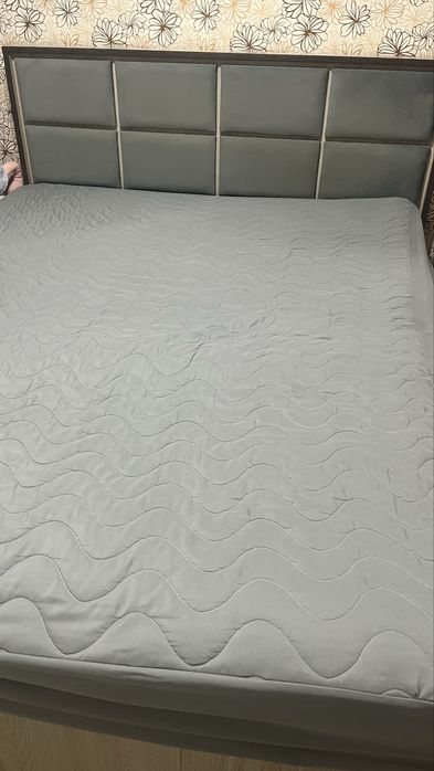 Продам спальный гарнитур