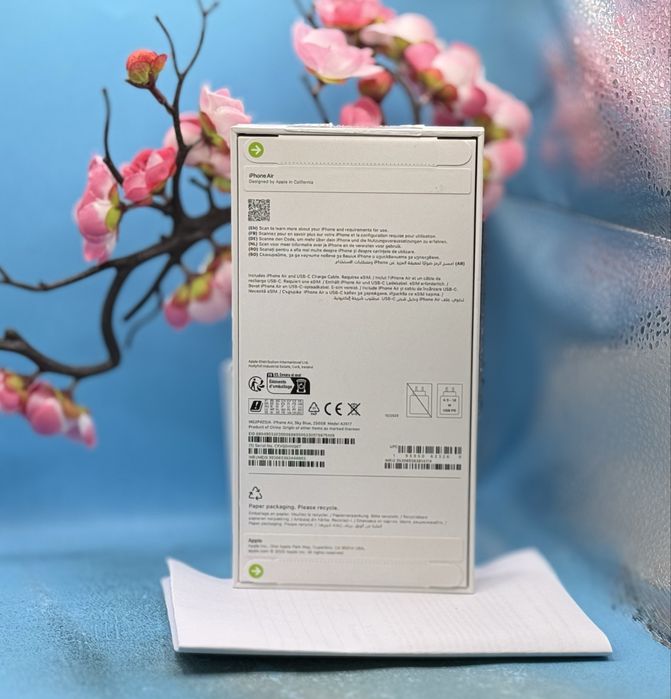 НОВ!!! Apple iPhone Air, 256GB, 5G, Sky Blue + подарък адаптер Apple