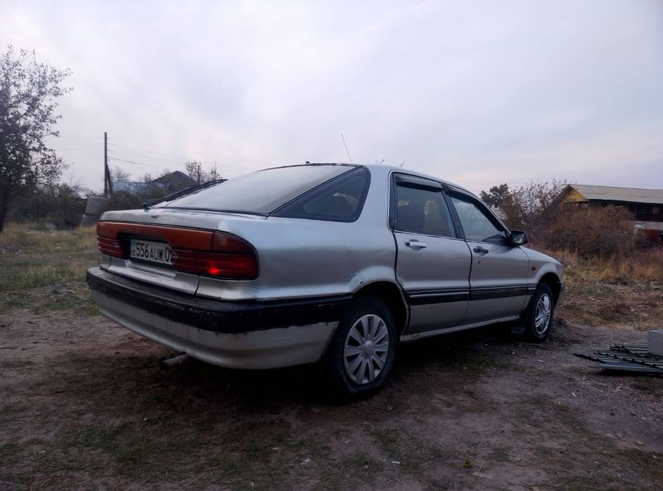 Митсубиси галант