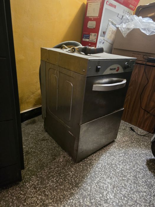 Чашомиялна машина