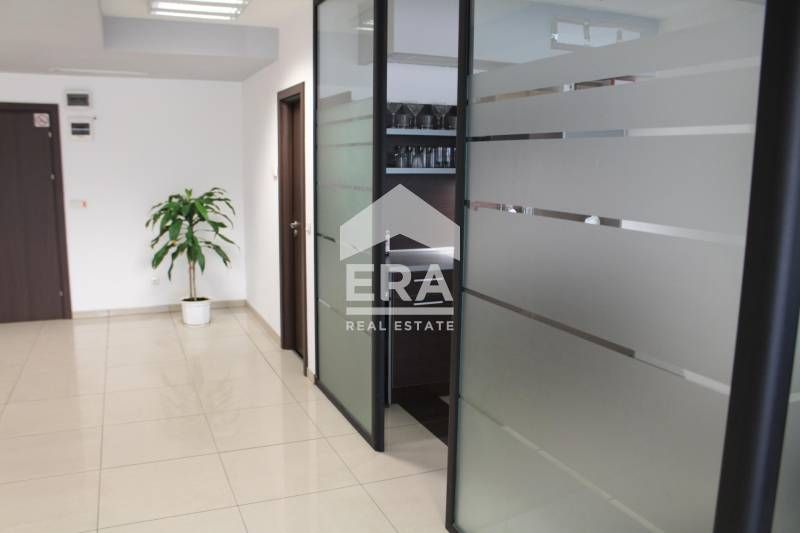 Продава се Склад в Варна, Изгрев - 126 кв.м за 1508 €/кв.м - Снимка #3