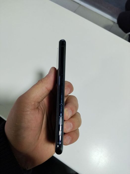 Iphone 11 pro 64 gb tiniq holatda